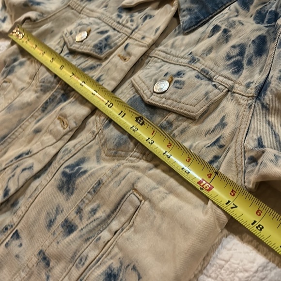 Free People Rumors denim jacket. Small - Picture 9 of 13